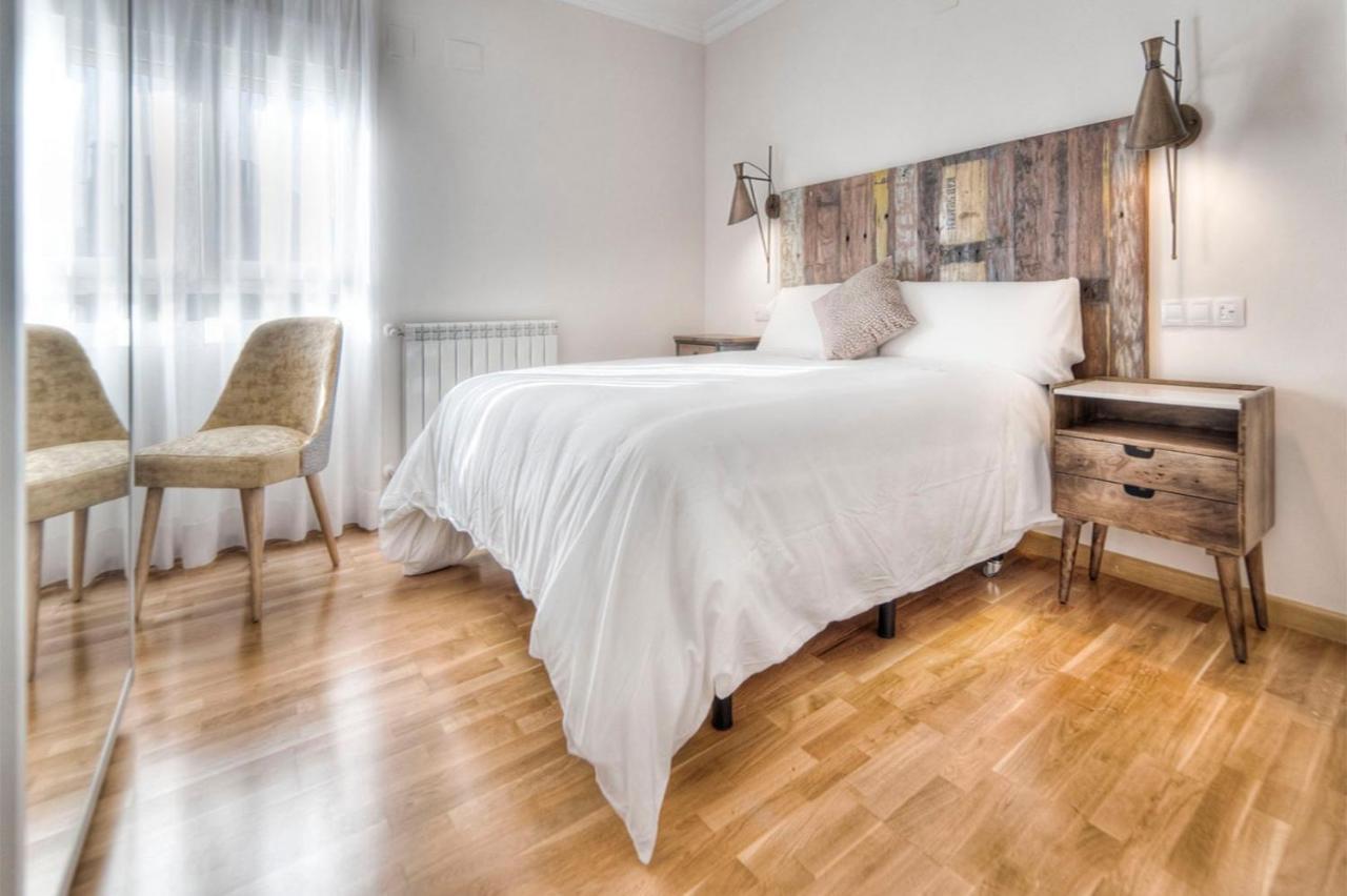Pura Vida Pirineos Hotel ฮากา ภายนอก รูปภาพ